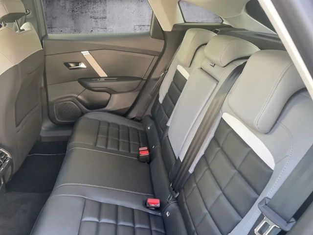 Citroën C4 Hybrid Max