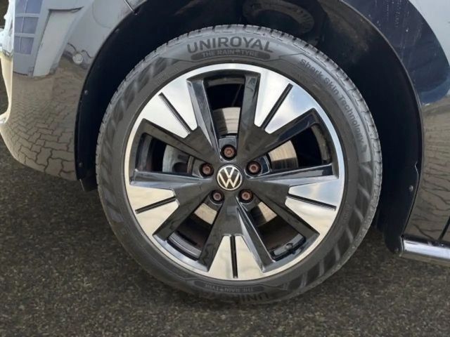 Volkswagen Multivan 2.0 TSI DSG Style T7