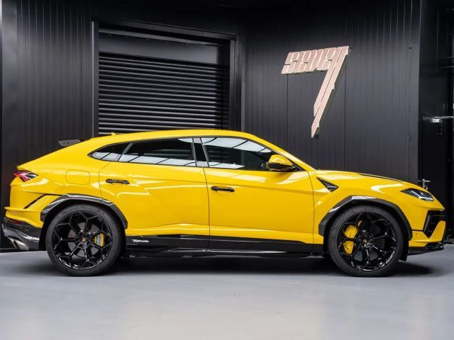 Lamborghini Urus Performante