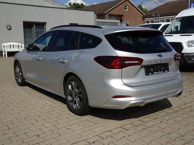 Ford Focus ST Line Wagon