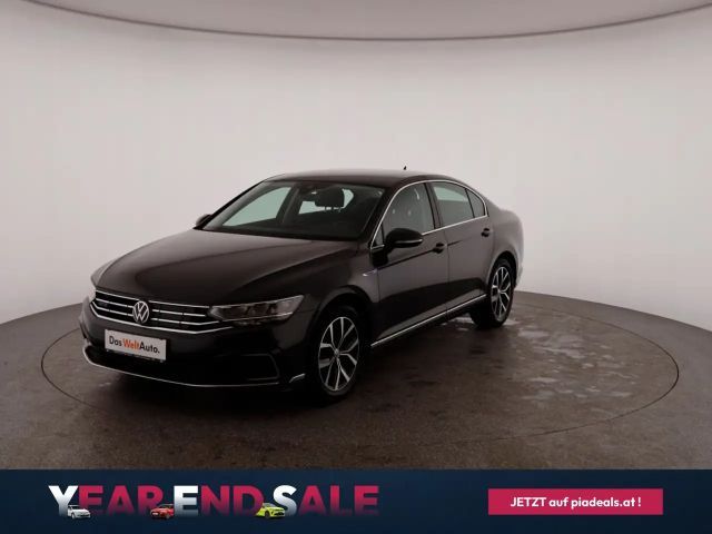 Volkswagen Passat GTE