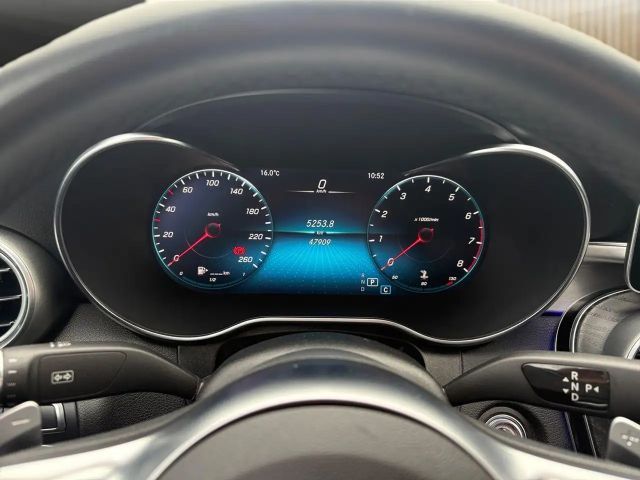 Mercedes-Benz C 180 AMG Line Sedan