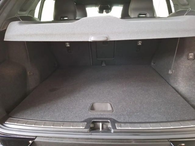 Volvo XC40 Bright Plus Recharge T4