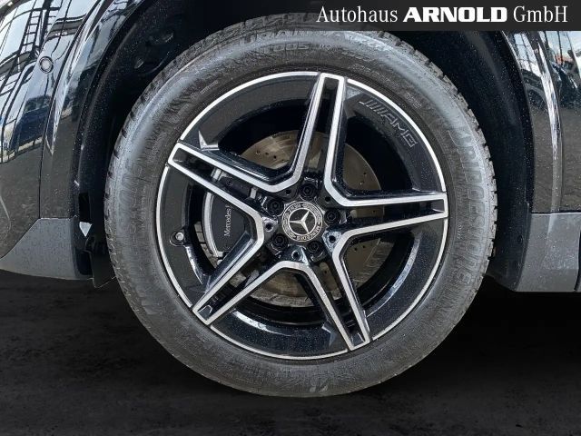 Mercedes-Benz GLA 180 AMG Line