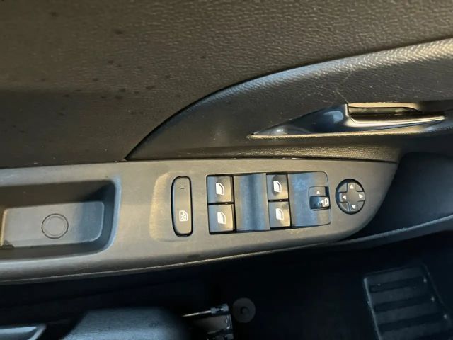 Opel Corsa Elegance business+