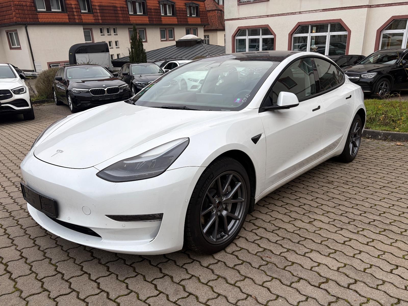 Tesla Model 3 AWD Dual Motor Long Range