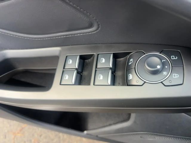 Ford Focus Titanium Wagon