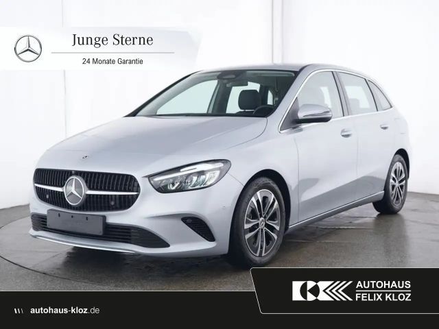 Mercedes-Benz B 200 Progressive Sedan