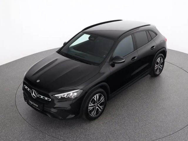 Mercedes-Benz GLA 180 Progressive