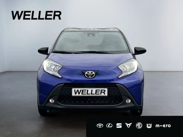 Toyota Aygo X Bi-Tone Hatchback