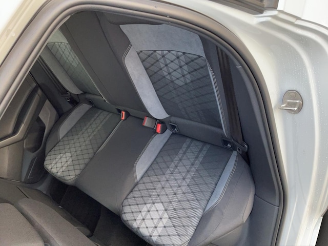 Volkswagen Taigo 1.5 TSI DSG R-Line