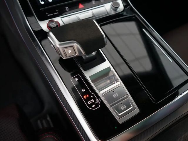 Audi RS Q8 Performance