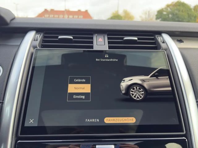 Land Rover Discovery D250 Dynamic SE