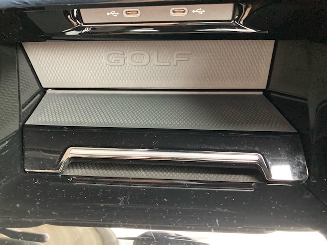 Volkswagen Golf 2.0 TSI DSG Golf VIII