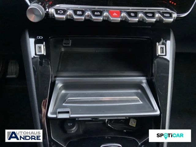 Peugeot 2008 (e-)Allure*Keyless*Sitzheizung