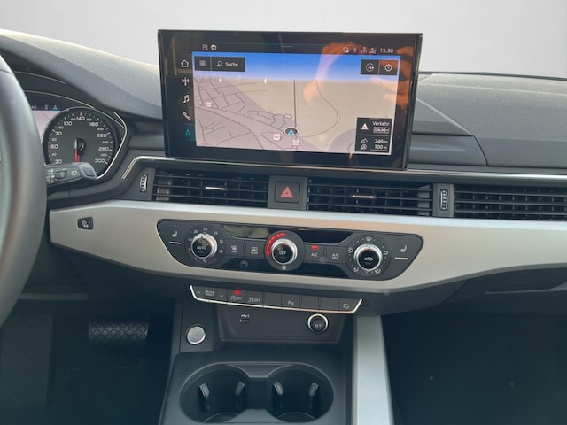 Audi A4 40 TFSI Avant S-Tronic