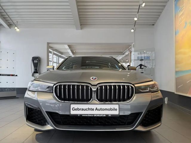 BMW 530 530i M-Sport Touring xDrive