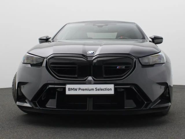 BMW M5 Drive pro Sedan
