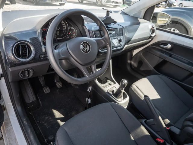 Volkswagen up! Style