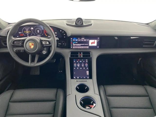 Porsche Taycan Turbo