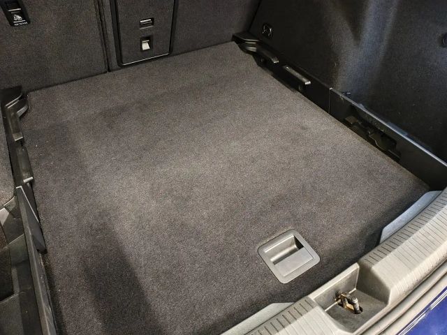 Volkswagen Golf DSG Life Variant