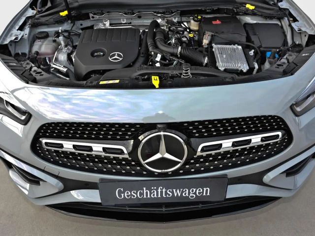 Mercedes-Benz GLA 200 AMG Line