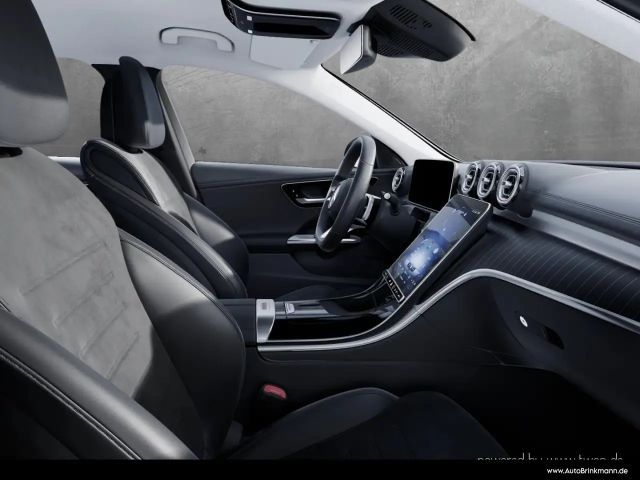 Mercedes-Benz C 180 AMG Line Sedan