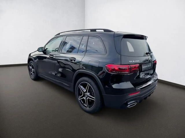 Mercedes-Benz GLB 200 AMG Line