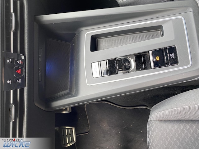 Volkswagen Golf 1.5 eTSI DSG