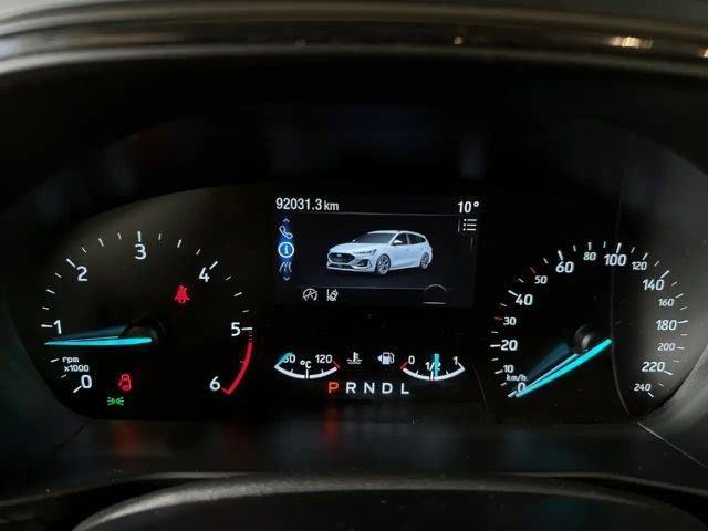 Ford Focus ST Line Wagon