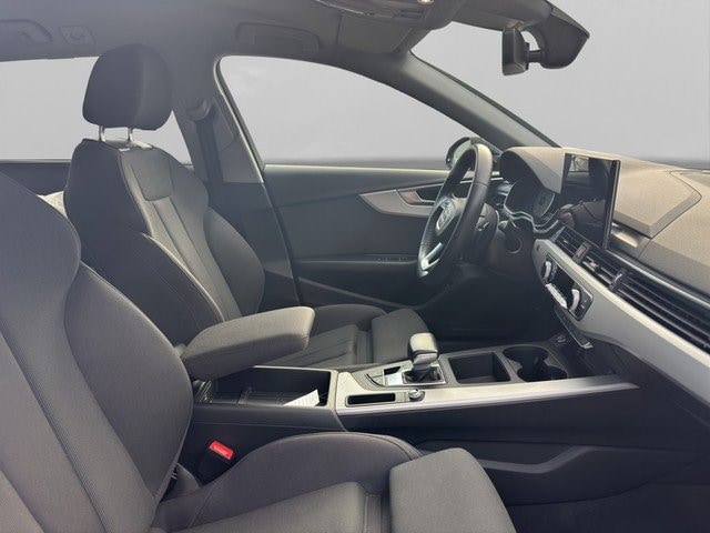Audi A4 40 TDI Avant S-Tronic