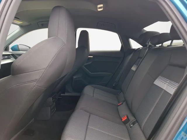 Audi A3 30 TFSI Sedan