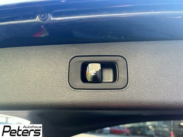 Mercedes-Benz E 220 AMG Line E 220 d