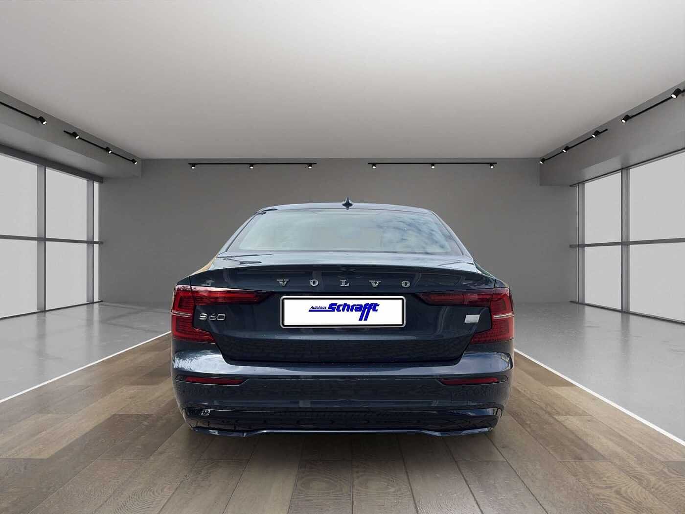 Volvo S60 AWD Dark Recharge Ultimate