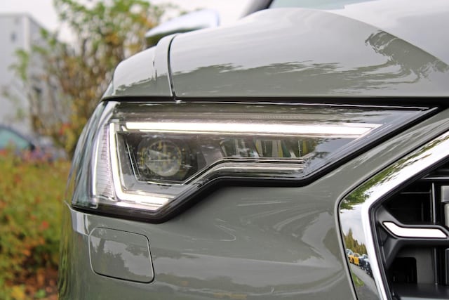 Audi S6 Quattro Sedan