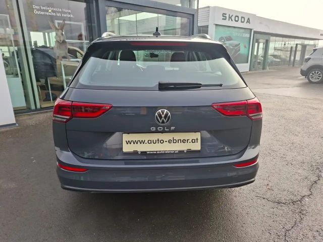 Volkswagen Golf Life Variant