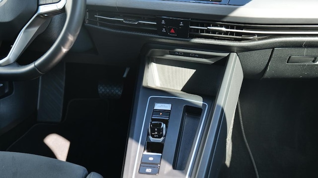 Volkswagen Golf 1.5 eTSI DSG Golf VIII