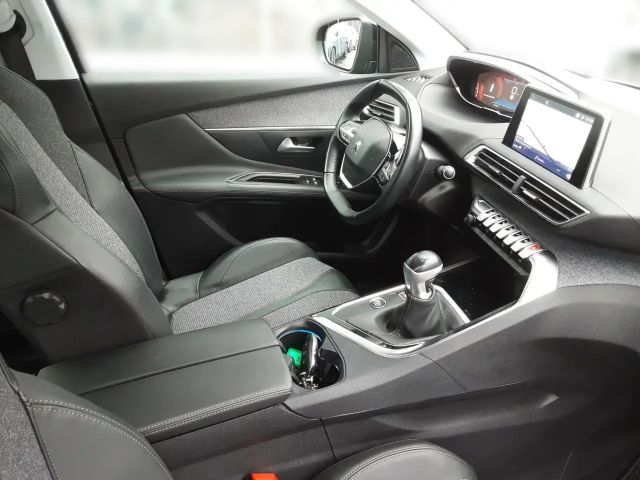 Peugeot 3008 Allure Pack PureTech