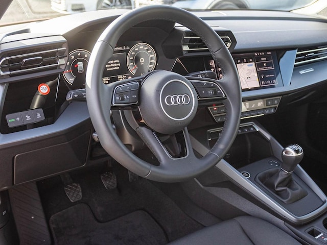 Audi A3 35 TFSI S-Line Sportback