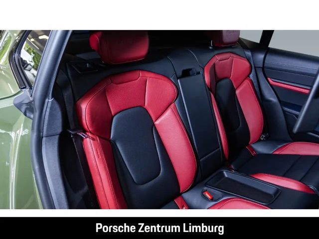 Porsche Taycan Cross Turismo Turbo