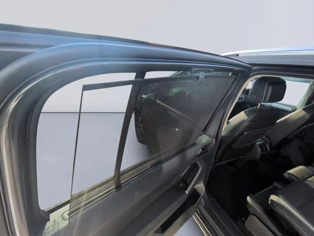 Volkswagen Touran 1.5 TSI 7-zitter DSG R-Line
