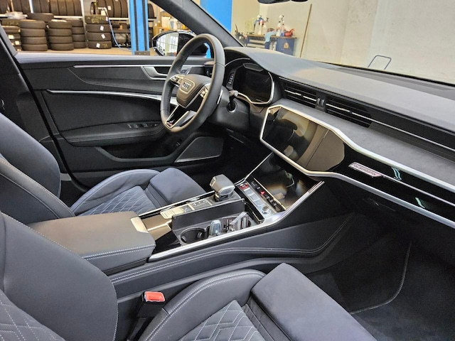 Audi S6 Avant Quattro