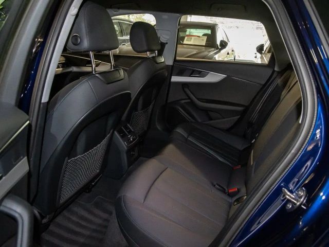 Audi A4 45 TFSI Quattro S-Line