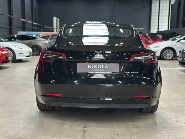 Tesla Model 3 AWD Long Range