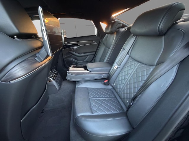 Audi A8 60 TFSI Hybride Quattro