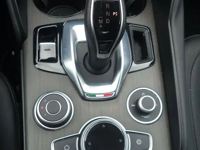 Alfa Romeo Giulia AT8 Q4 TI