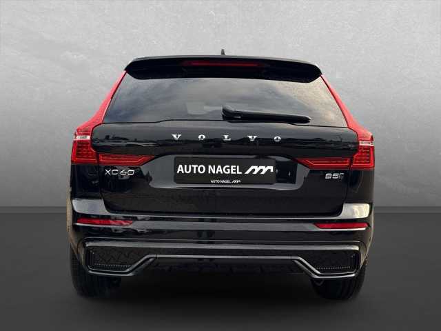 Volvo XC60 AWD Dark Plus