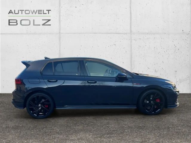 Volkswagen Golf 2.0 TSI Golf VIII