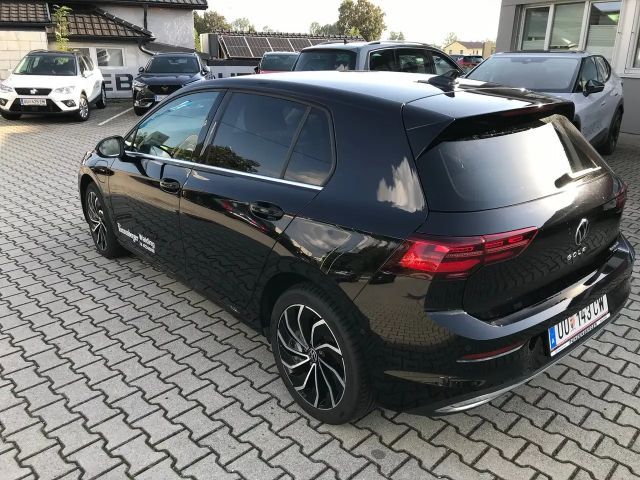 Volkswagen Golf DSG Style eHybrid