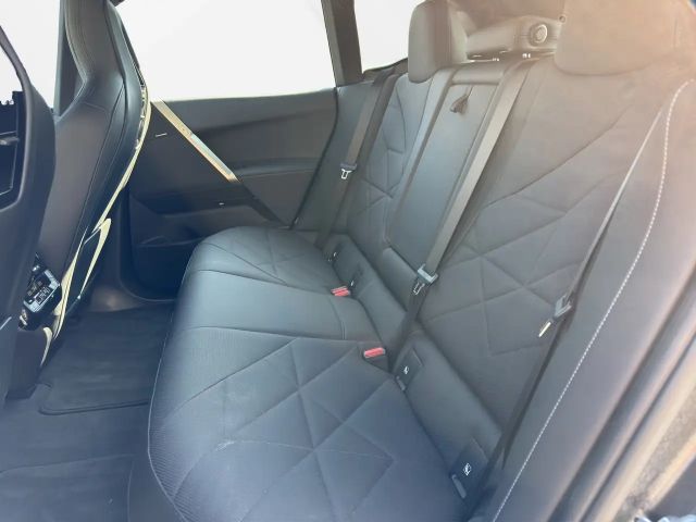 BMW iX *** LUFTFEDERUNG ** INTEGRAL AKLTIVLENKUNG / LASER